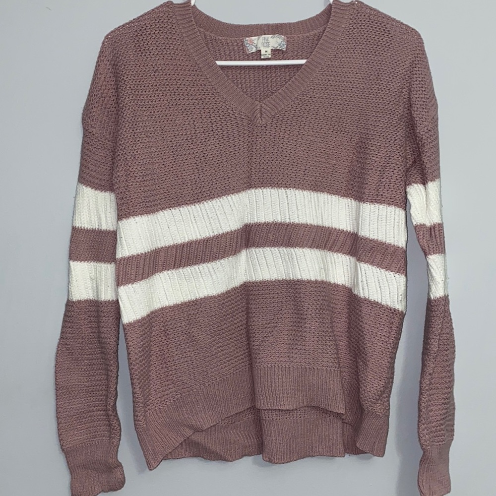 Pink Rose Purple Sweater Size Medium